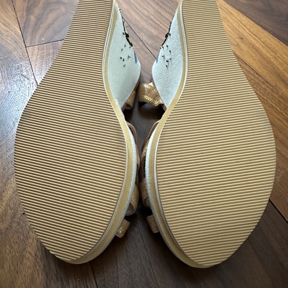 New Coach Caroline Platform Wedge Leather Sandals w/ embellished heel Size 9-1/2 - Picture 15 of 15